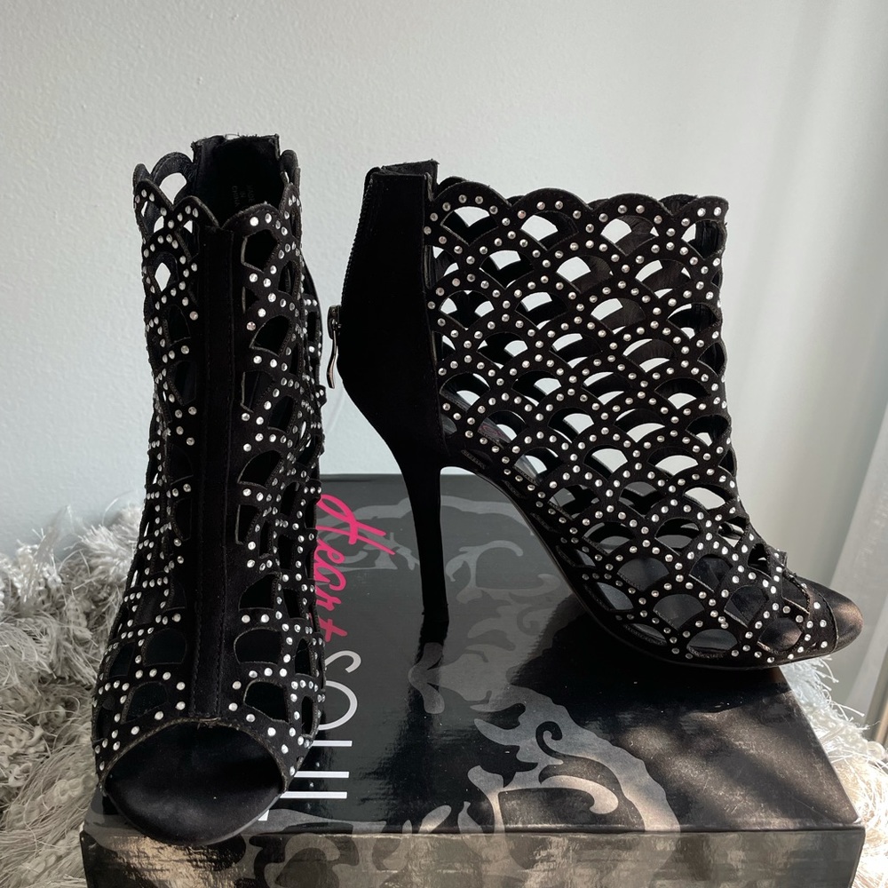 Heart & Soul Danesha Black Rhinestone Pump